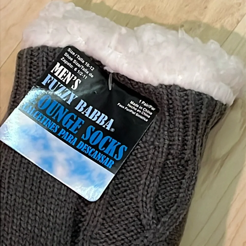 NWT Men's Fuzzy Babba Cable Knit Sherpa-Lined Socks, Non-Skid, Dark Grey